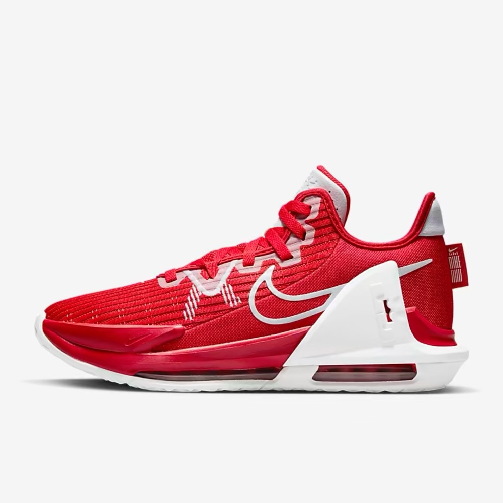 NWOT Nike LeBron Witness 6 size M8.5 W 10